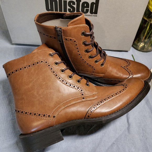 Kenneth Cole Lace-up Unlisted Boots with Zipper- Pebble Leather Size 9.5M - Picture 1 of 5